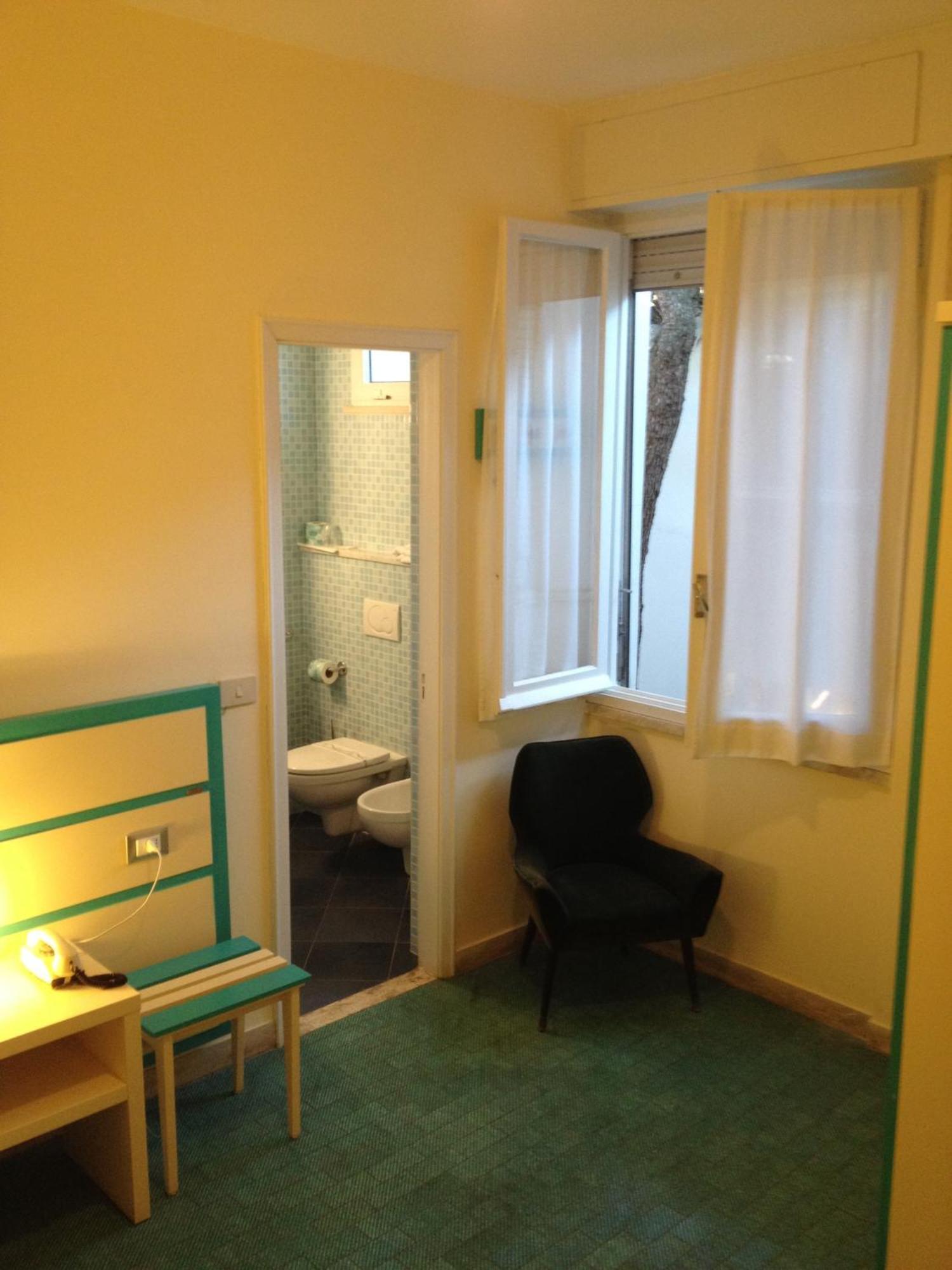 Hotel La Scogliera Cavi di Lavagna Room photo